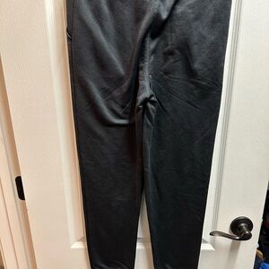 Athleta Women's Black leggings size XS/ NWOT A42